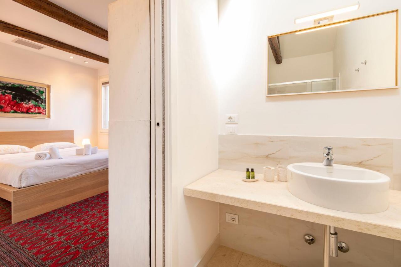 St. Mark Ca' Algi -Apartment With Beautiful Roof Terrace Venesia Bagian luar foto