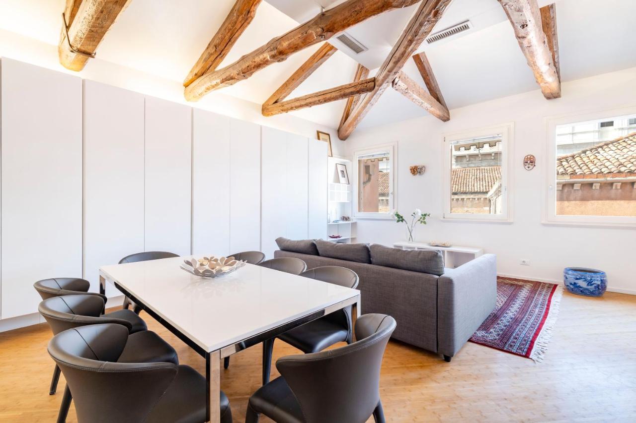 St. Mark Ca' Algi -Apartment With Beautiful Roof Terrace Venesia Bagian luar foto