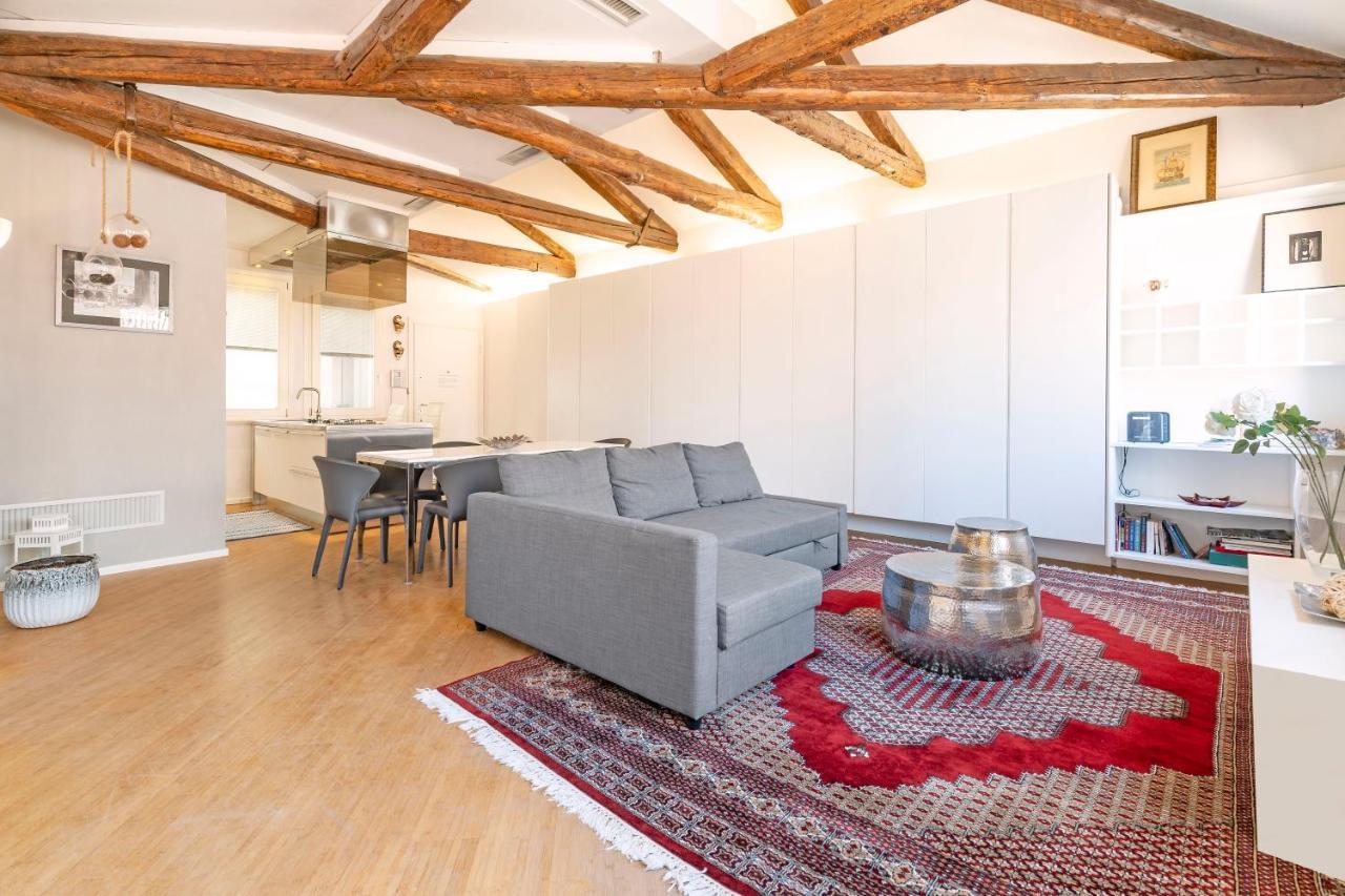 St. Mark Ca' Algi -Apartment With Beautiful Roof Terrace Venesia Bagian luar foto